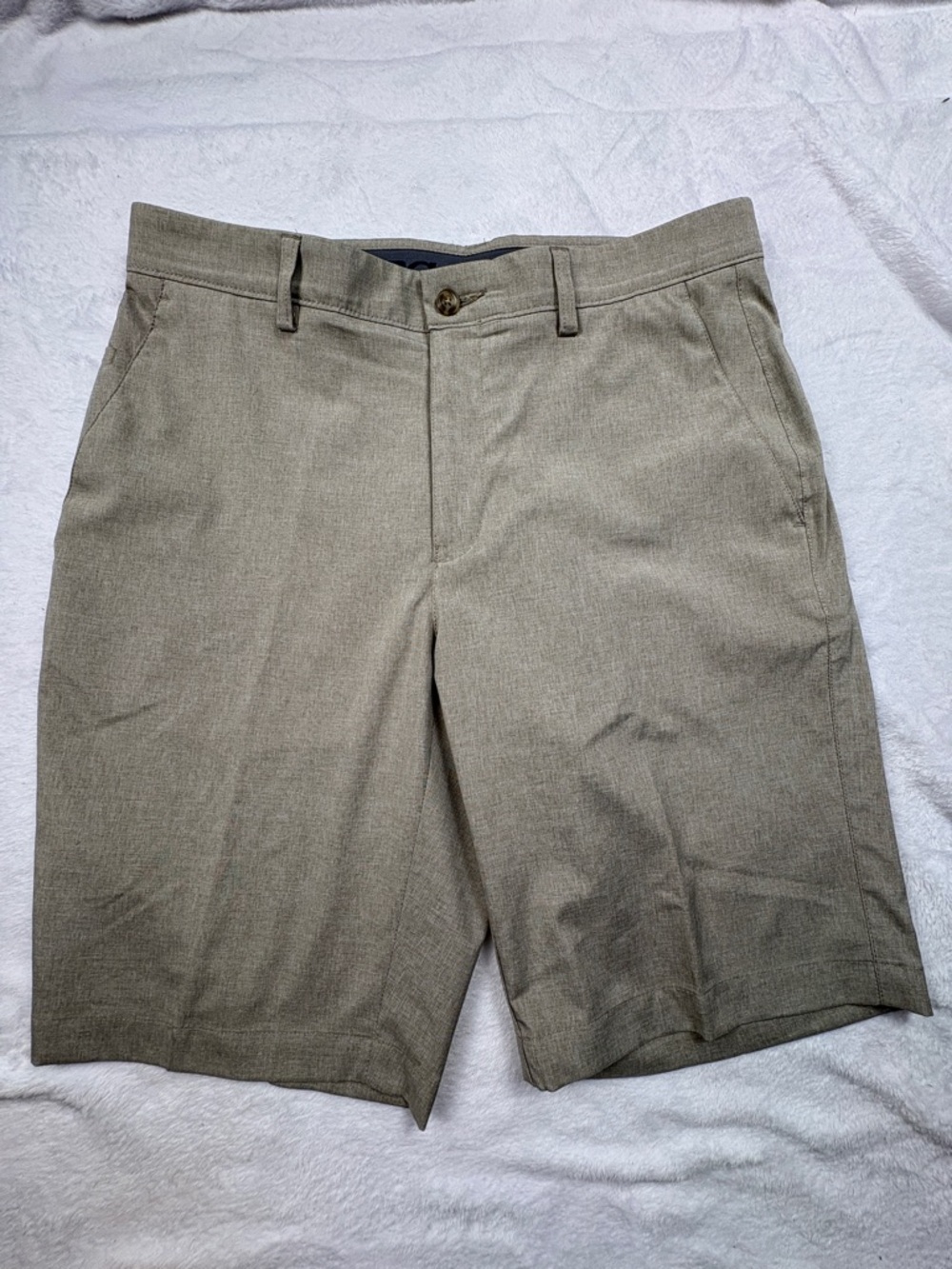 PGA TOUR Golf Shorts Mens 32 Khaki Beige Performance Stretch Flat Front Casual